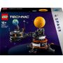 Konstruktor LEGO Technic Žemė ir orbita skriejantis Mėnulis
