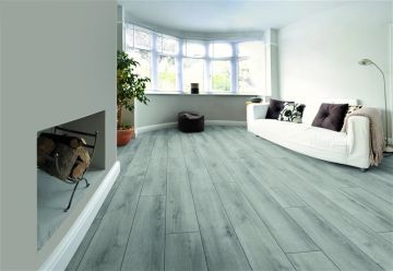 Laminuotos medienos plaušų grindys KRONOTEX D3900